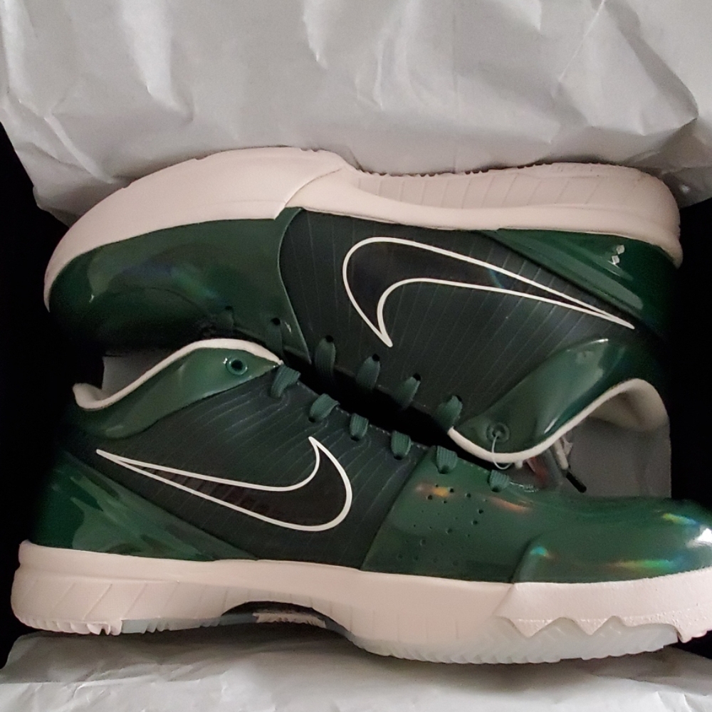 KOBE IV PROTRO UNDFTD PE